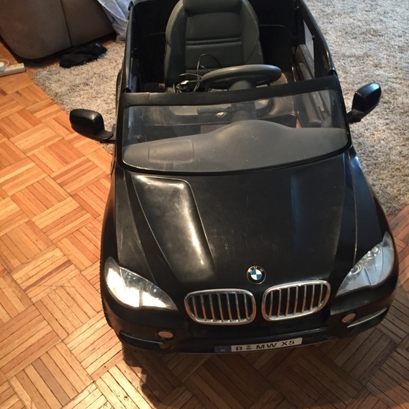 Ride-On Kids Car BMW X5 6V Battery Powered Toy - Picture 4 of 8